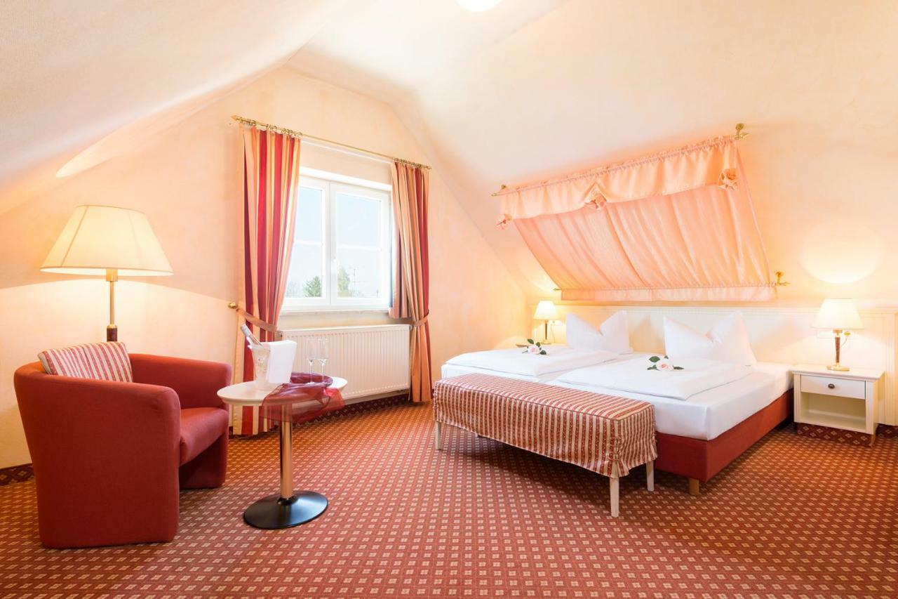 Hotel Landgasthof Hofmeier Hetzenhausen Exteriör bild